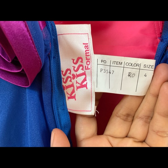 Kiss Kiss Formal Prom Dress ! - Picture 10 of 11